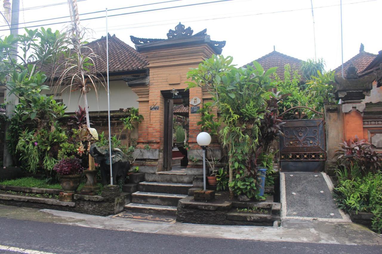 Intan Guest House Ubud Buitenkant foto